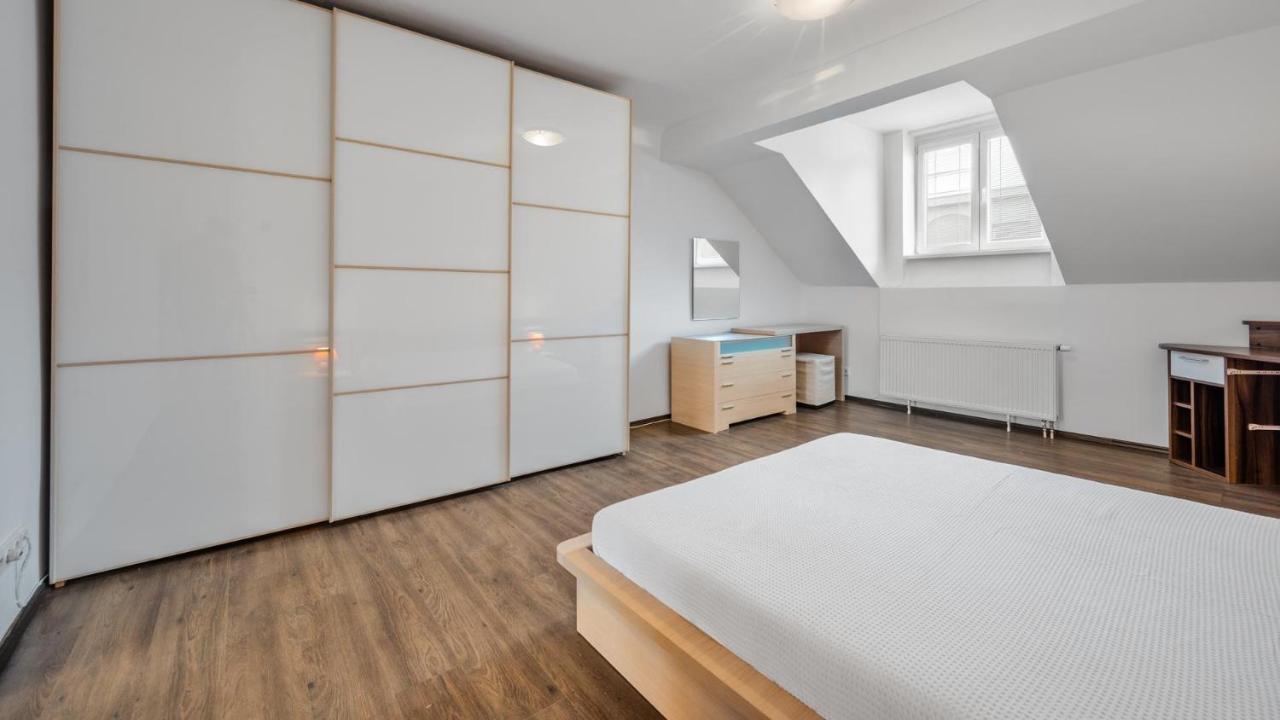Apartman Blumental Centrum Bratislava Esterno foto