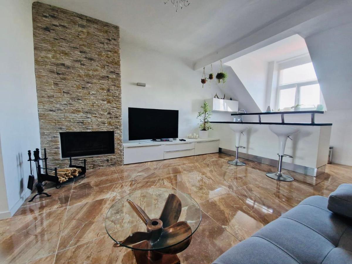 Apartman Blumental Centrum Bratislava Esterno foto